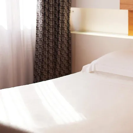 Hotel Montaperti 4*